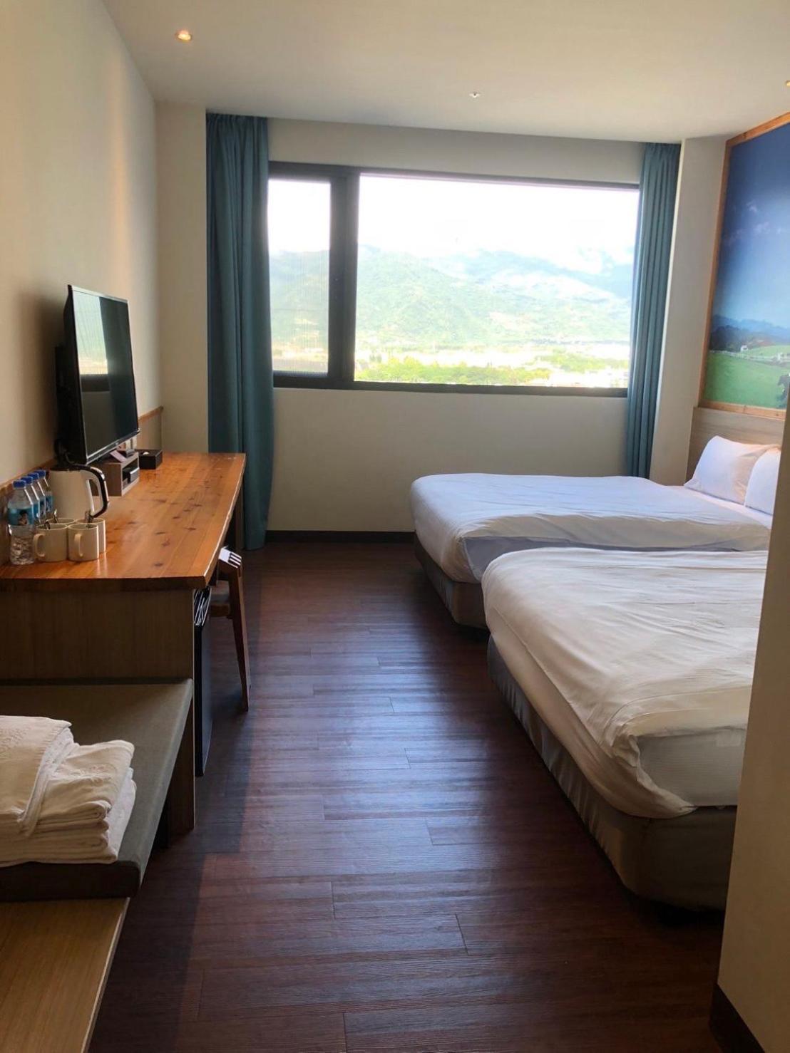 綺麗商旅園區館 Hotell T'ai-tung Exteriör bild
